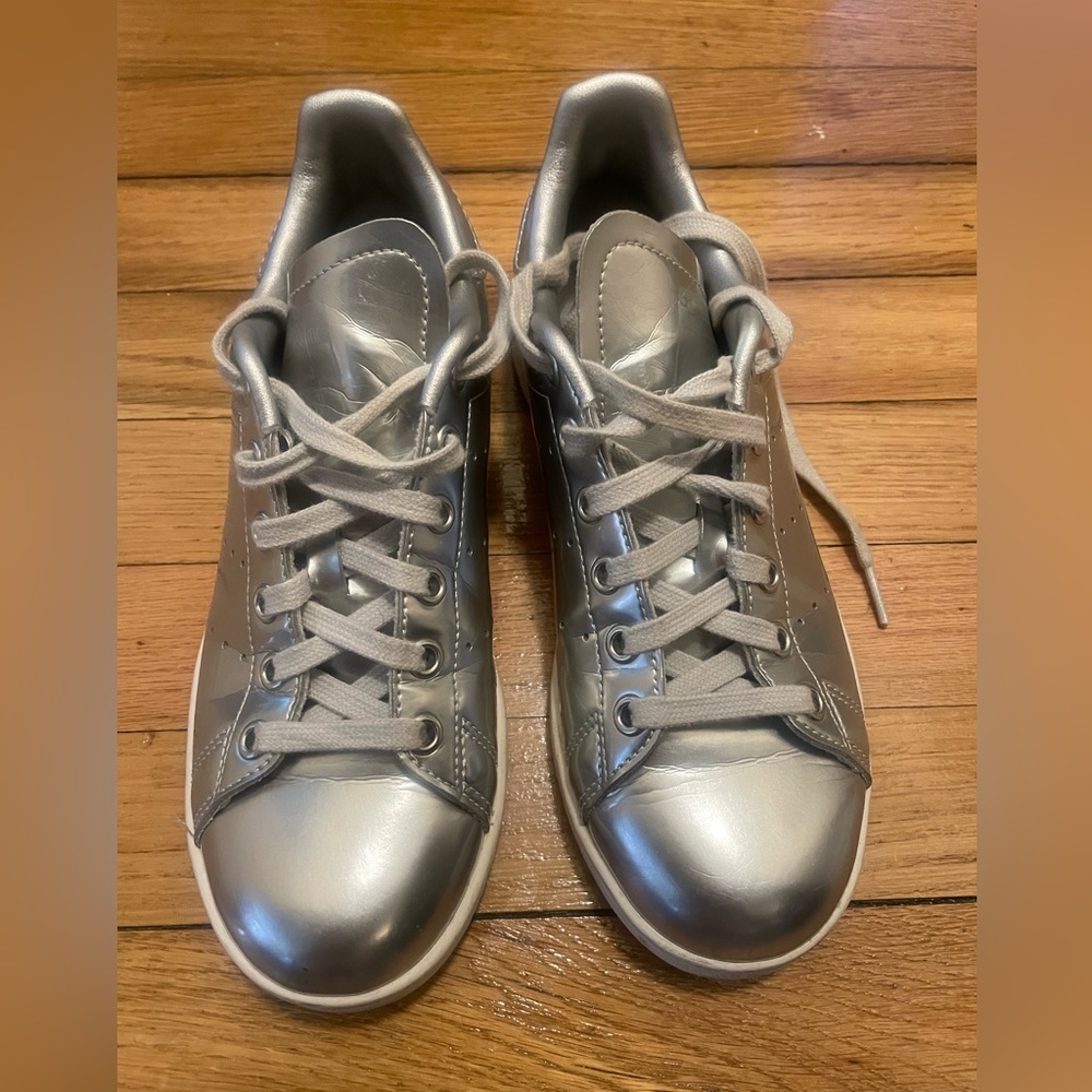 Silver Stan Smith’s